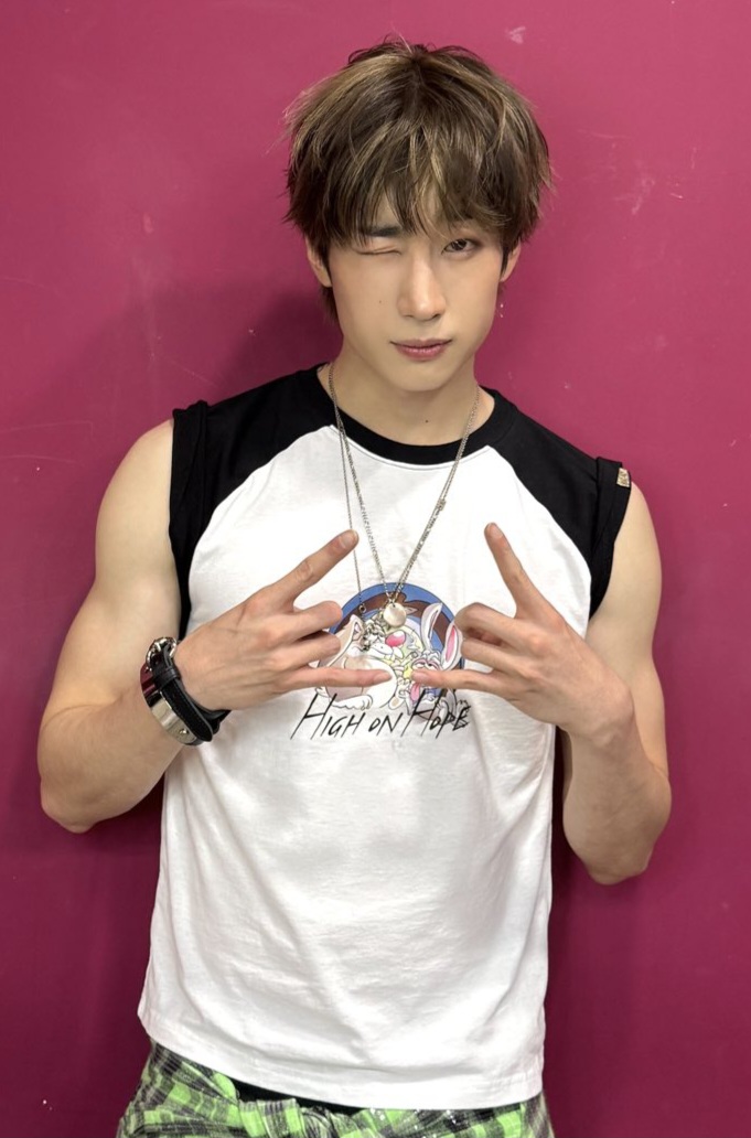 Foto aktivitas terbaru Han Seungwoo