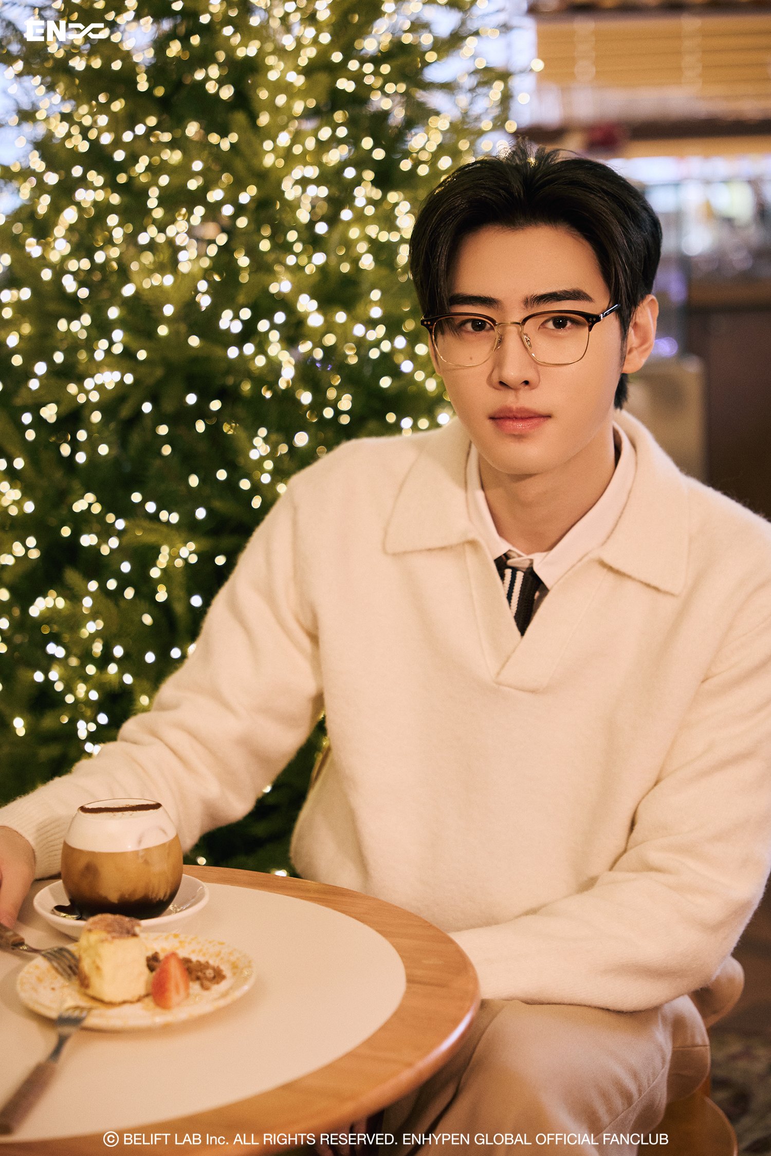 성훈 (ENHYPEN) 최근 활동샷