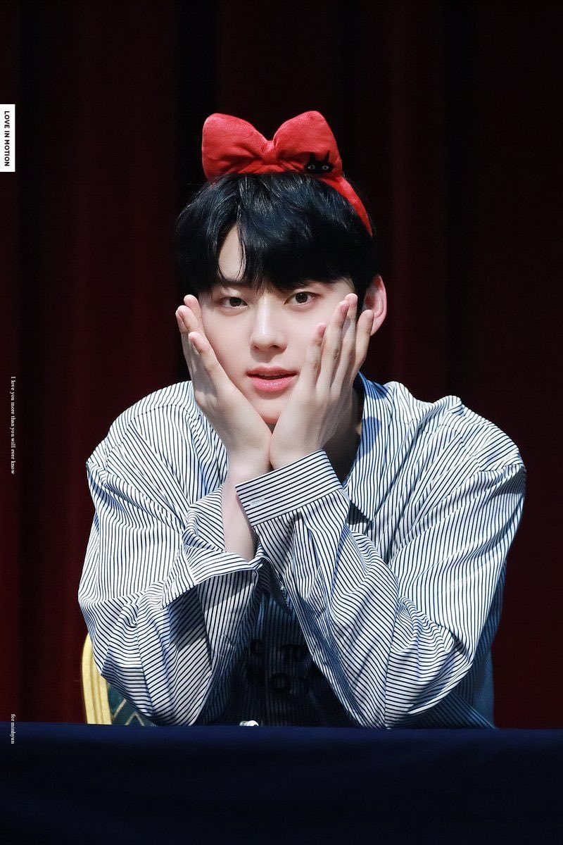 Recent activity shot of Hwang Minhyun