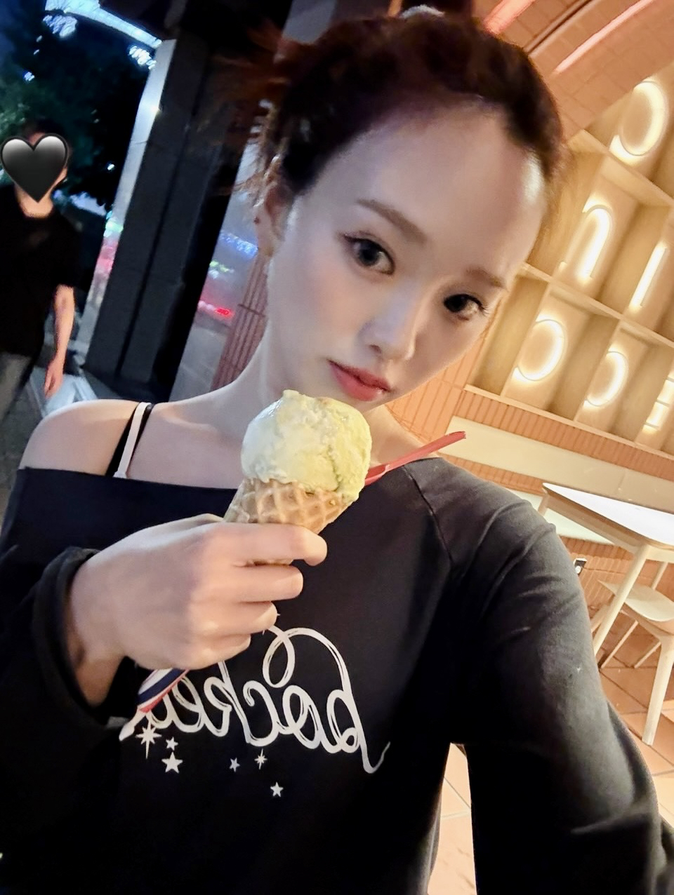 A moment captured by Rio (NiziU)'s fan