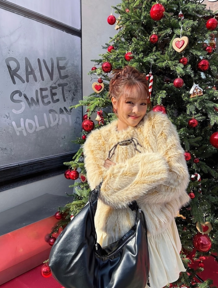 米妮 (i-dle)的最新照片