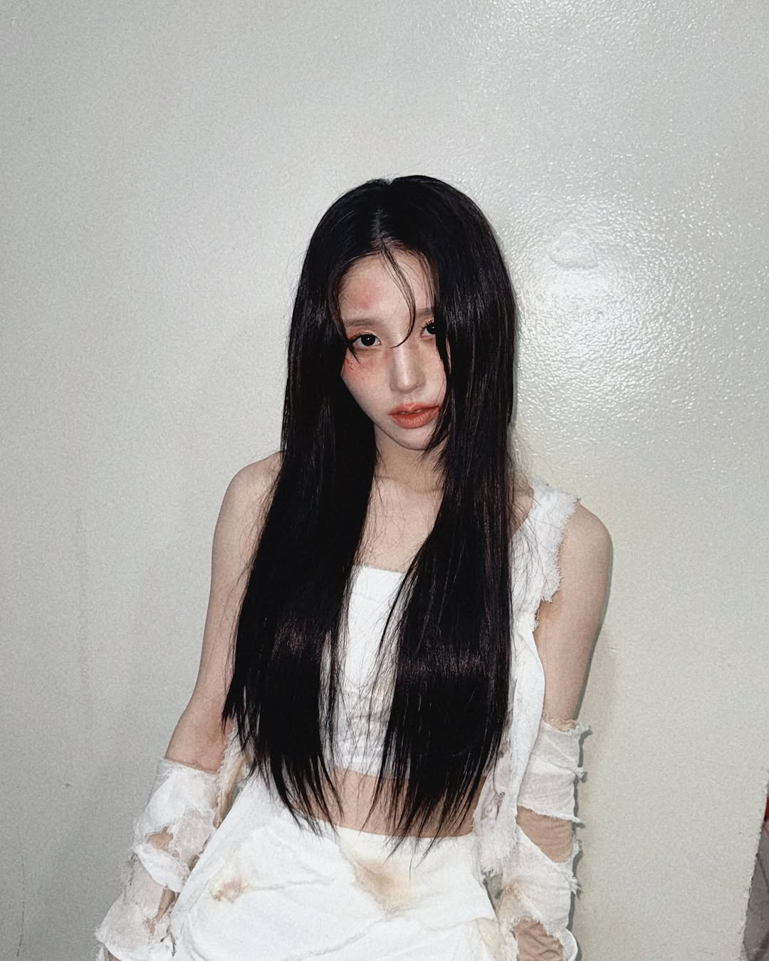 Recent activity shot of HeeJin (ARTMS)