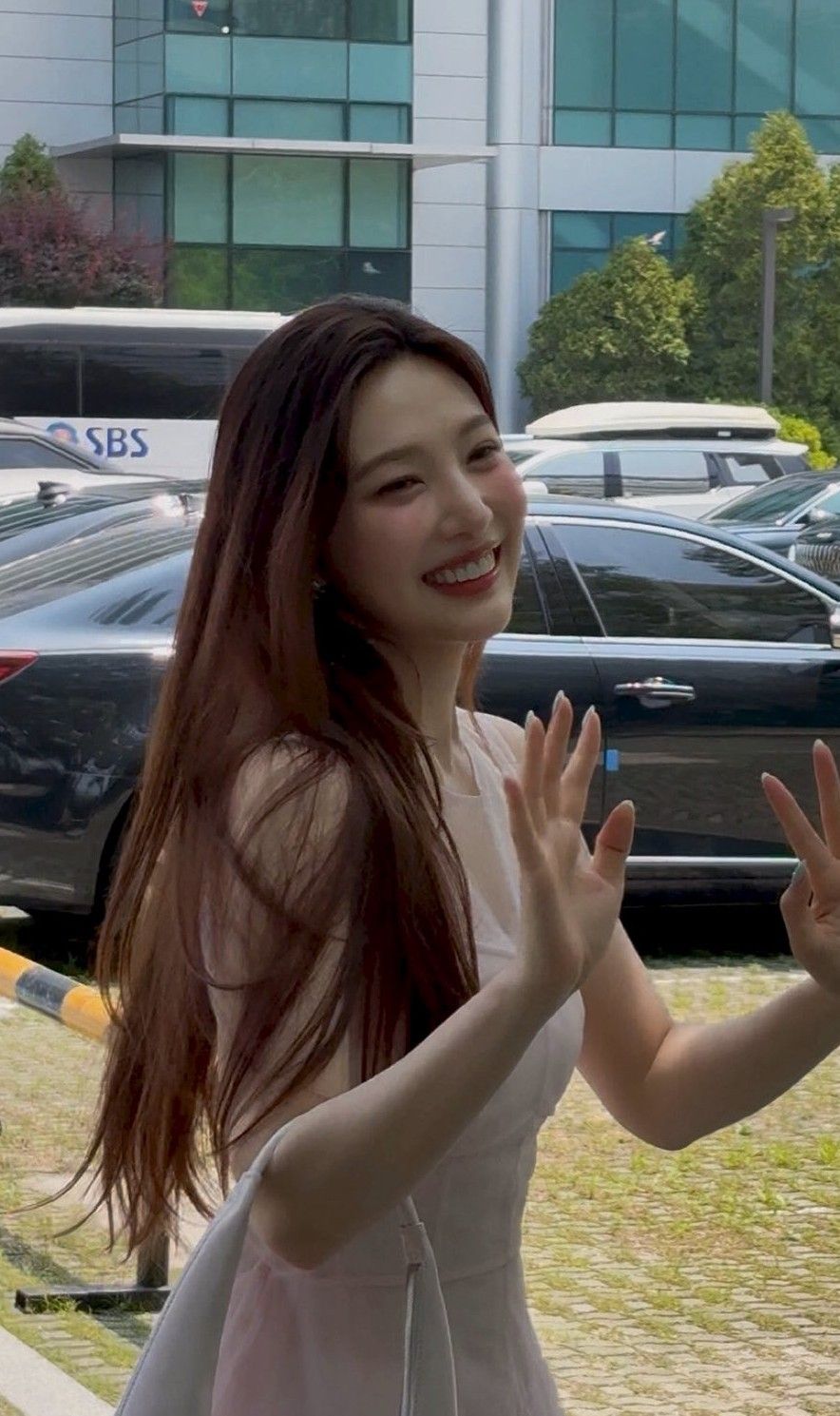 Latest photo of Joy (Red Velvet)