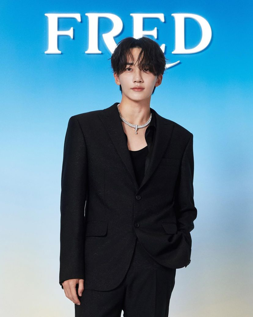 Latest photo of Jeonghan (SEVENTEEN)