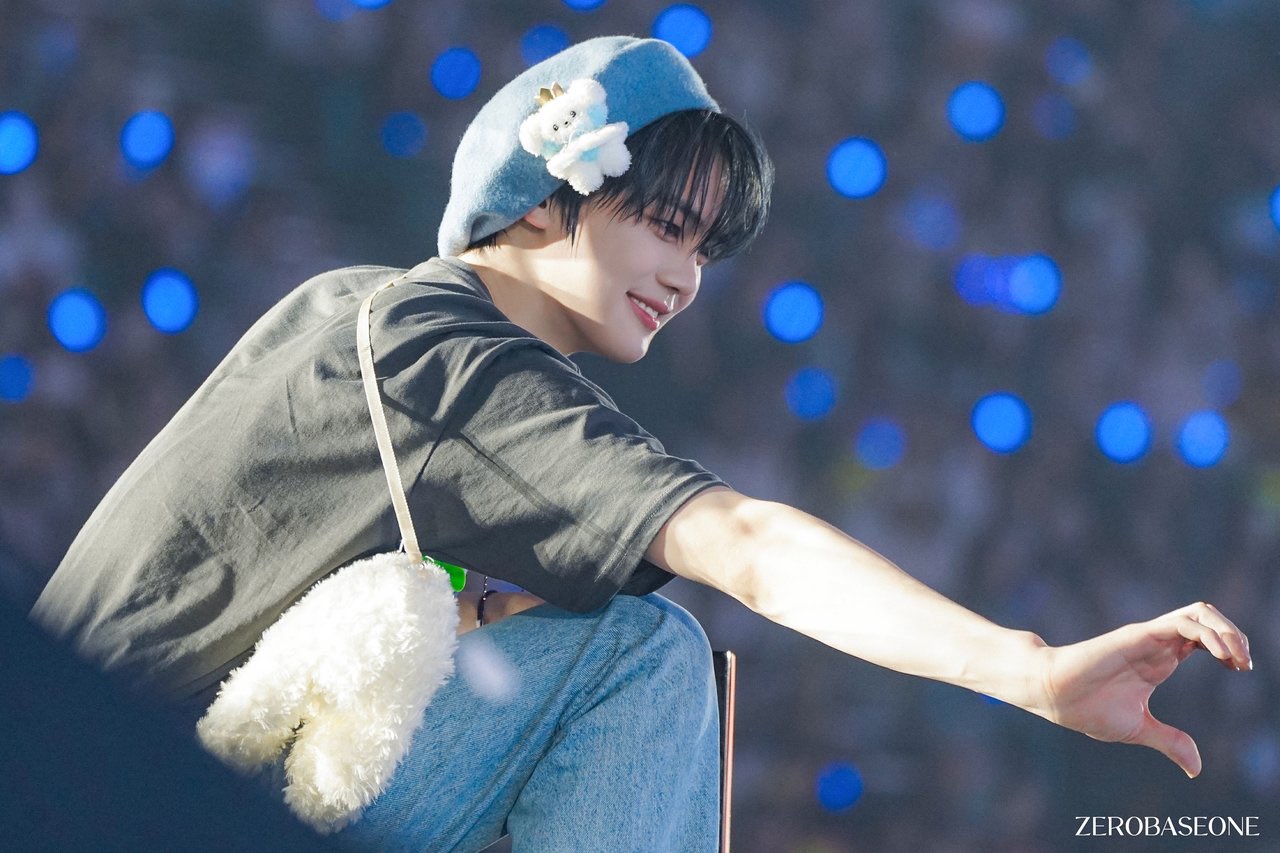 Potret di balik layar Kim Gyuvin (ZEROBASEONE)