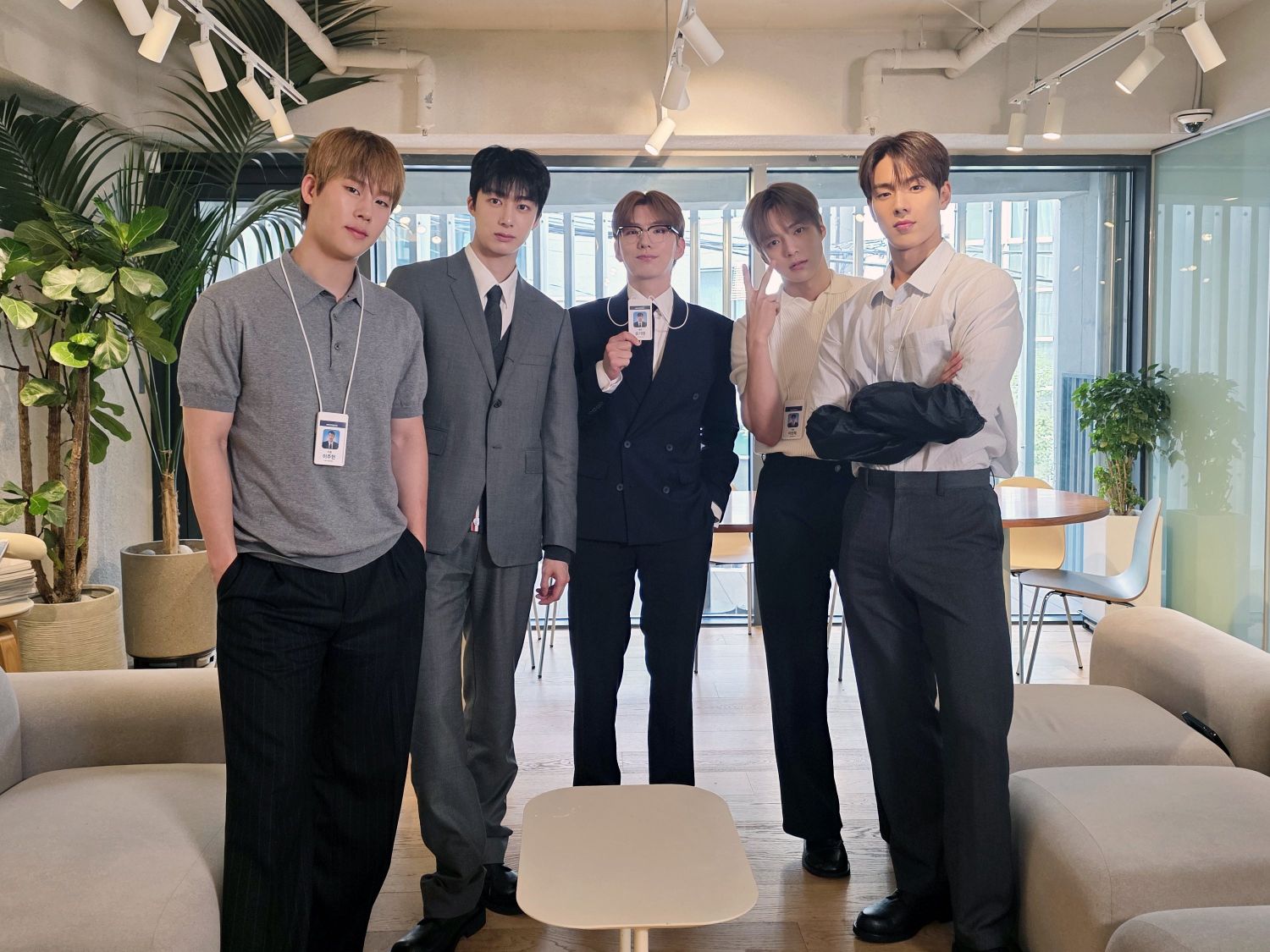 Behind-the-scenes cut of Shownu (MONSTA X)