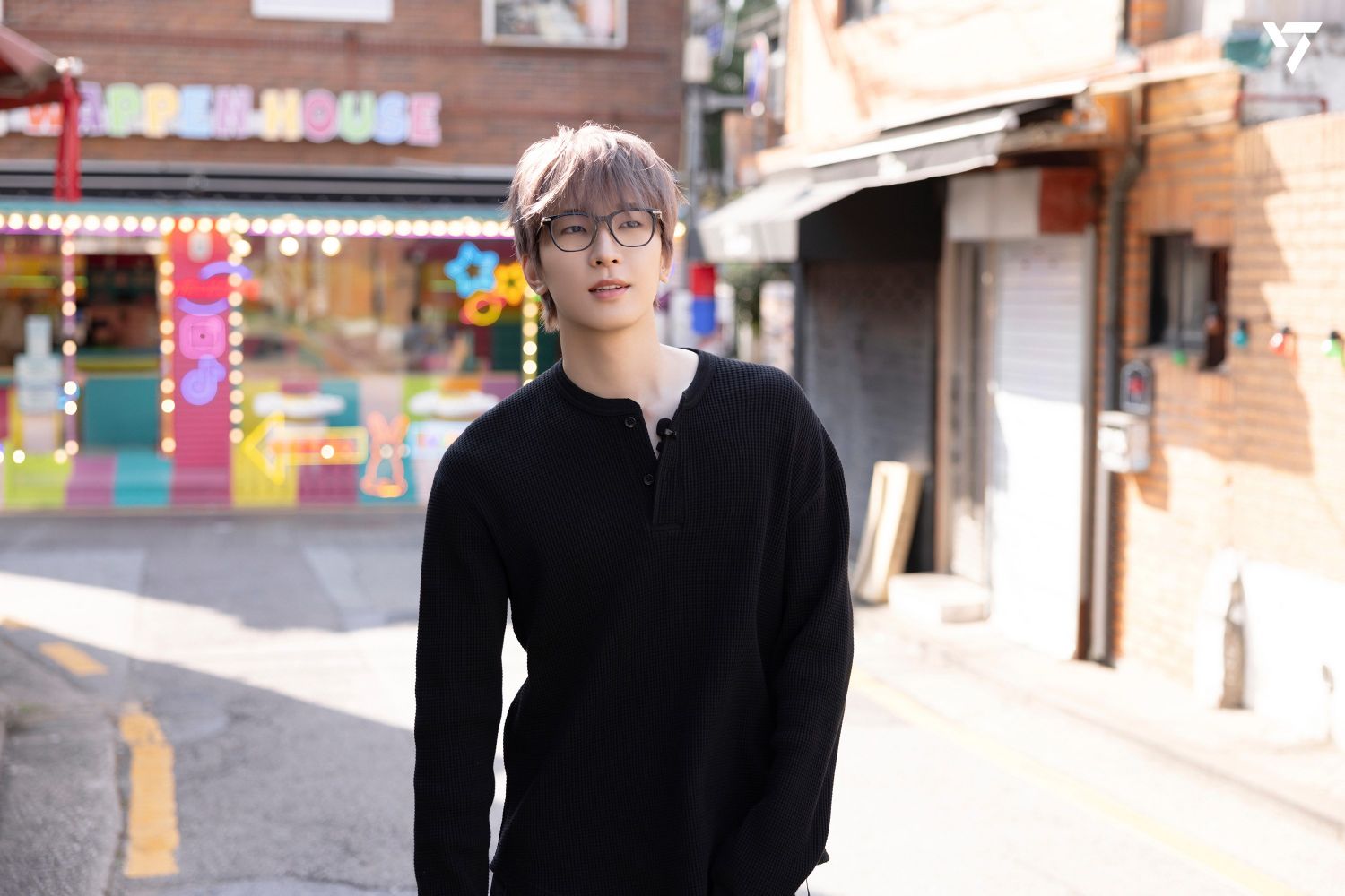 Recent activity shot of Wonwoo (SEVENTEEN)