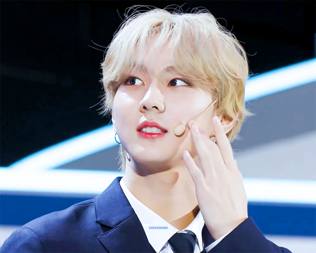 Latest photo of Jungwon (ENHYPEN)