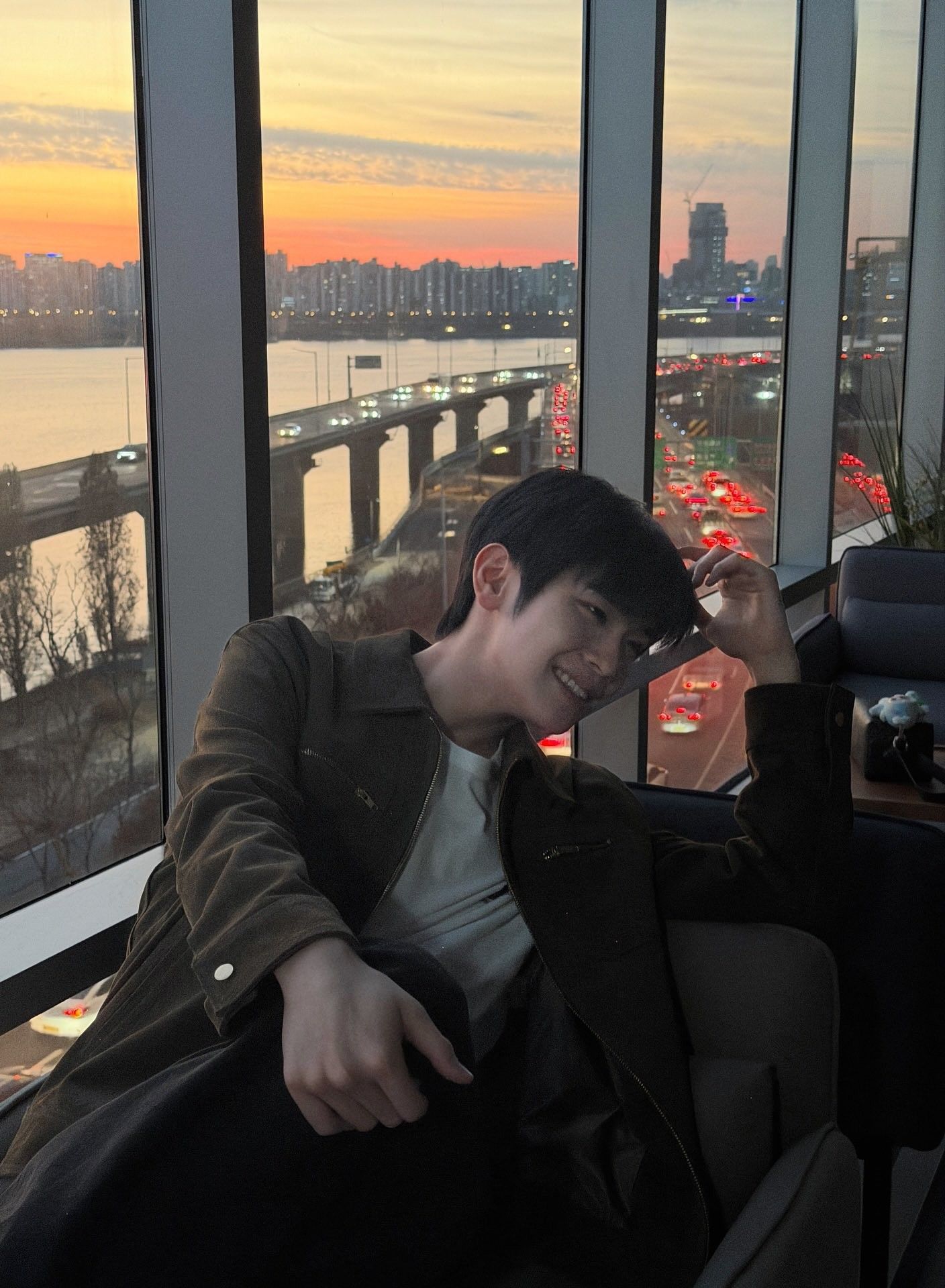 Recent activity shot of Kim Taerae (ZEROBASEONE)