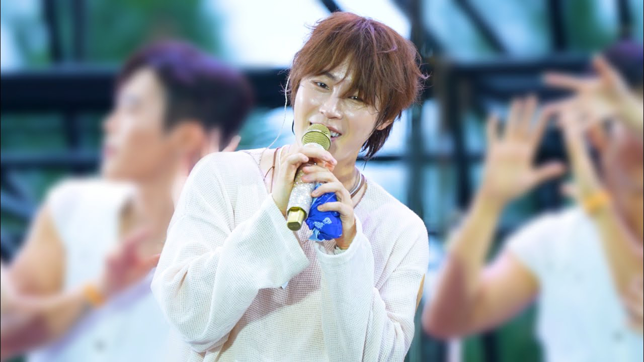 Recent activity shot of Ha Sungwoon