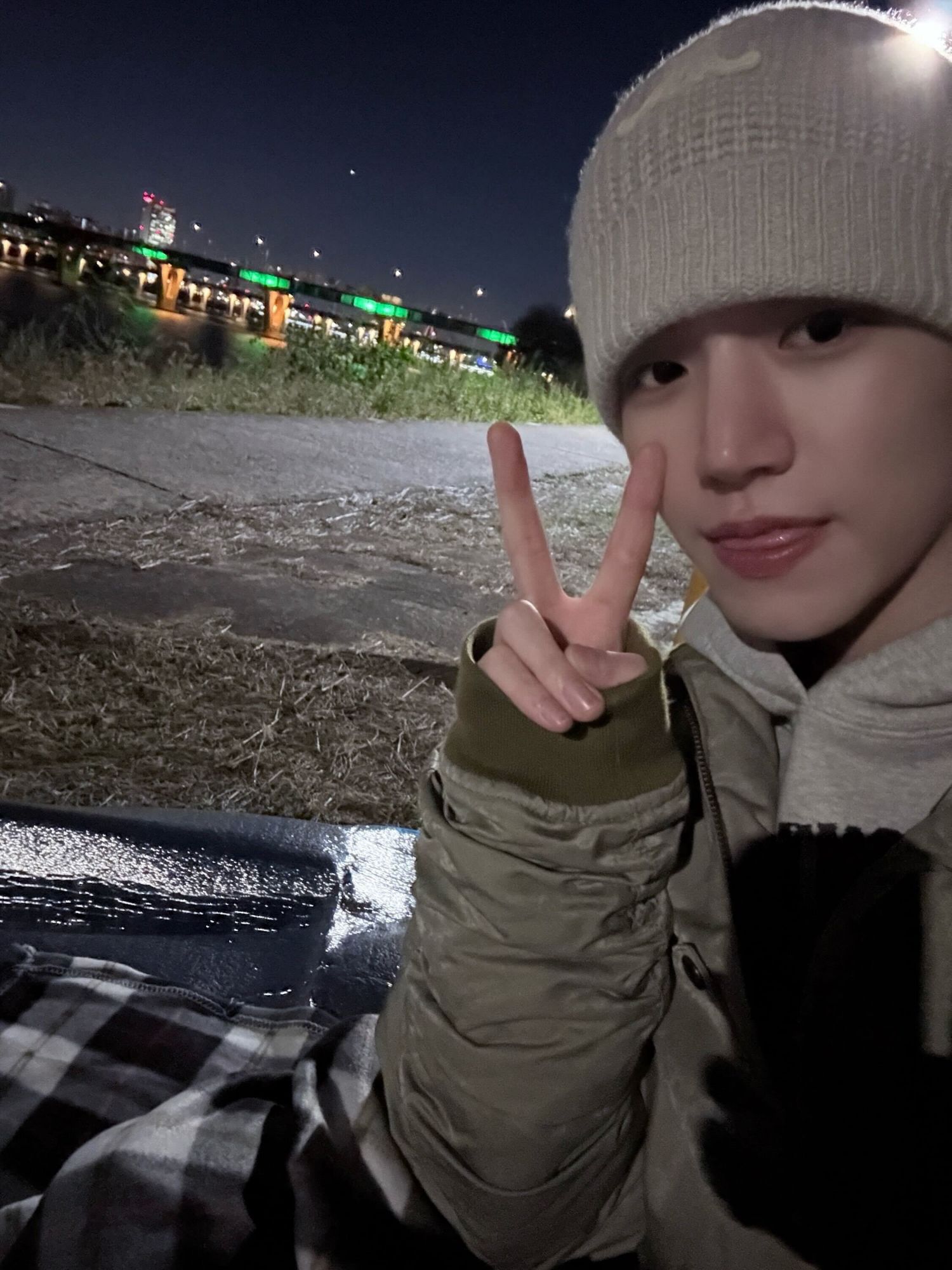 A moment captured by Riwoo (BOYNEXTDOOR)'s fan