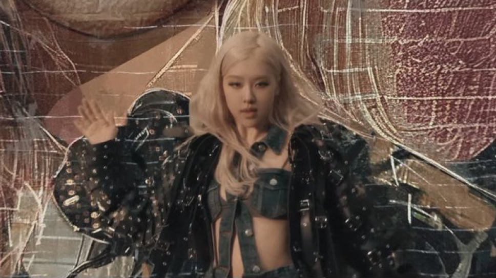 Recent activity shot of ROSÉ (BLACKPINK)