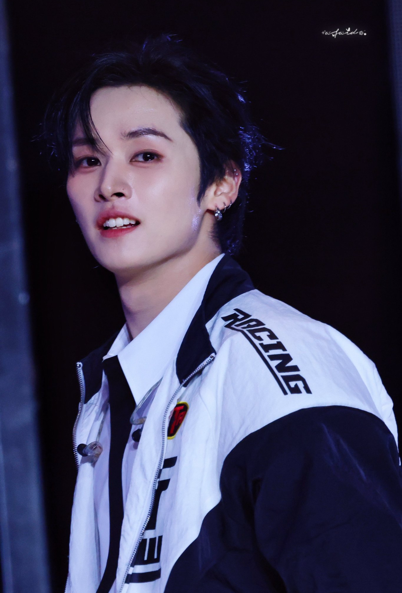 Behind-the-scenes cut of Lee Know (Stray Kids)