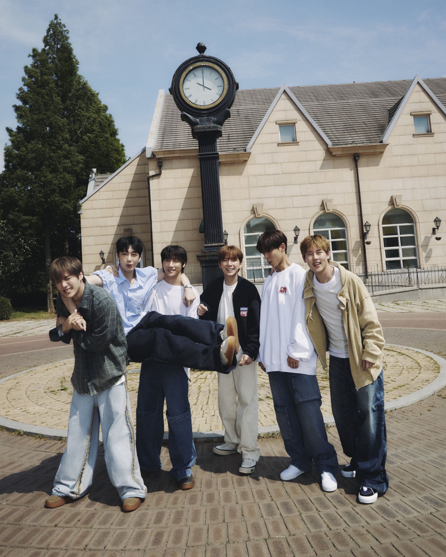 Recent activity shot of MONSTA X