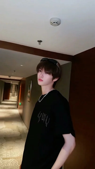 Fandom-recommended wallpaper image of Chen Kaiwen