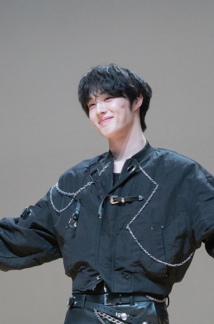 Behind-the-scenes cut of Hyunsuk (CIX)