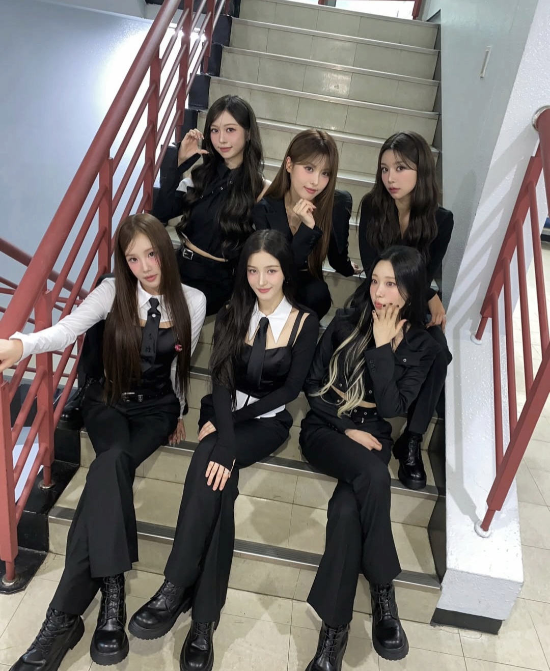 A moment captured by MOMOLAND's fan