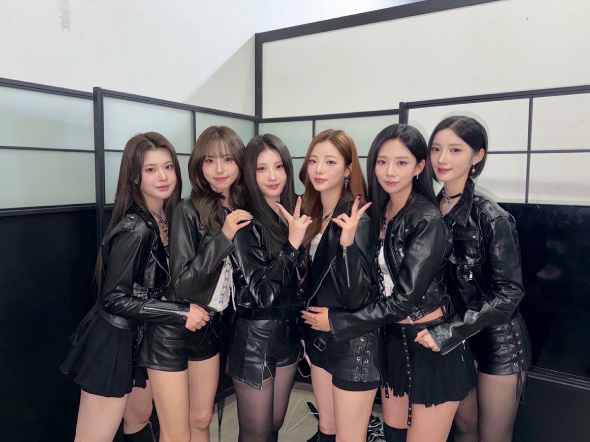 Recent activity shot of PURPLE K!SS