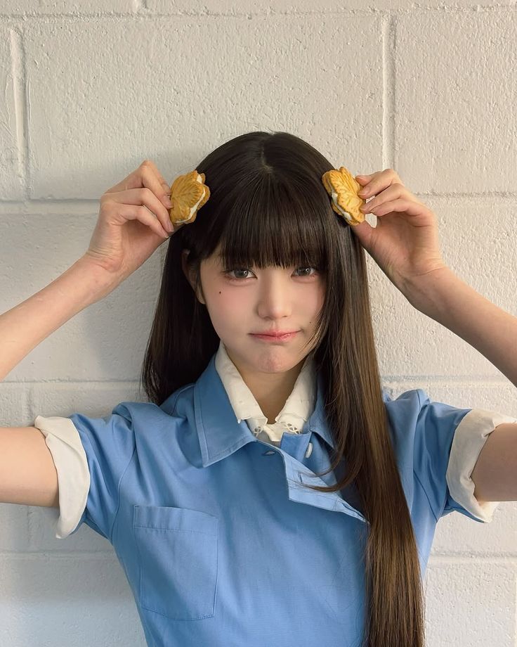 Recent activity shot of Jang Wonyoung (IVE)