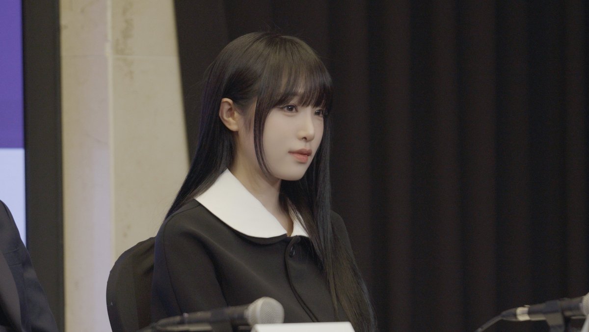 Latest photo of Choi Yena