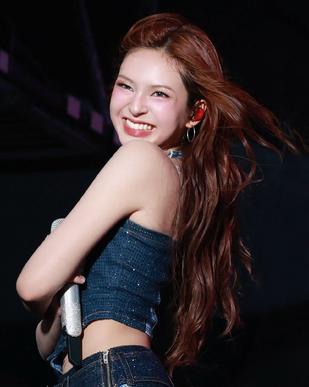Behind-the-scenes cut of Chiquita (BABYMONSTER)