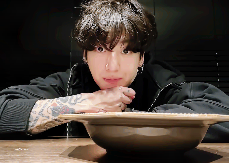 柾國 (防彈少年團)粉絲拍下的瞬間