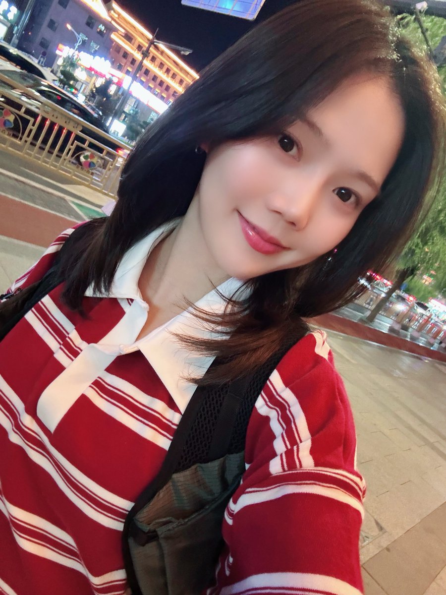 Recent activity shot of OH MY GIRL