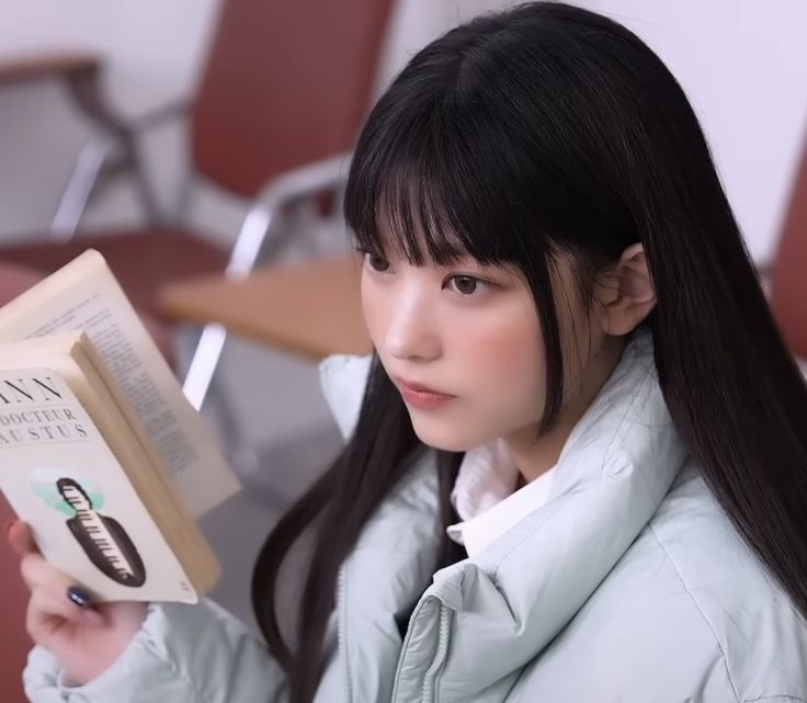 ヘリン (NewJeans)の最新写真