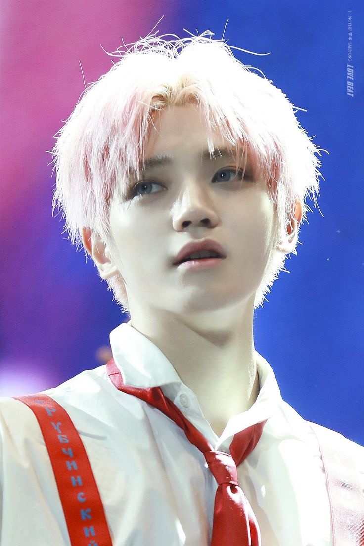 A moment captured by Taeyong (NCT 127)'s fan