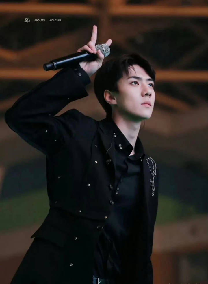 Foto terbaru Sehun (EXO)
