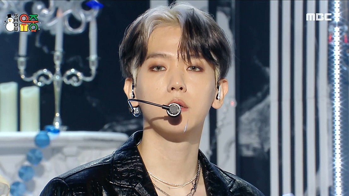 A moment captured by EXO's fan