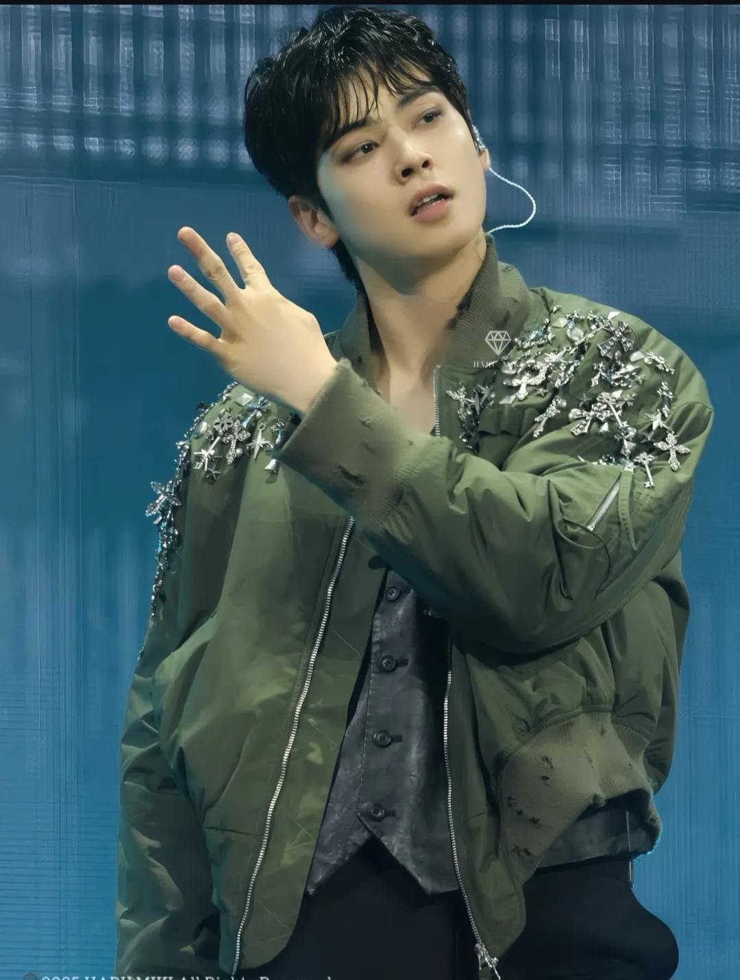 Behind-the-scenes cut of Eunwoo (ASTRO)