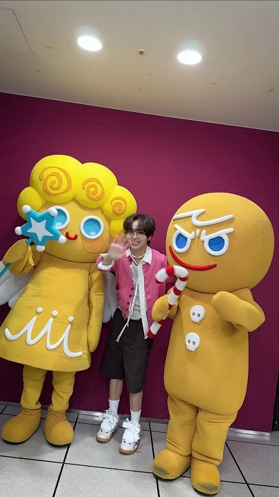 Behind-the-scenes cut of Hyeongjun (CRAVITY)