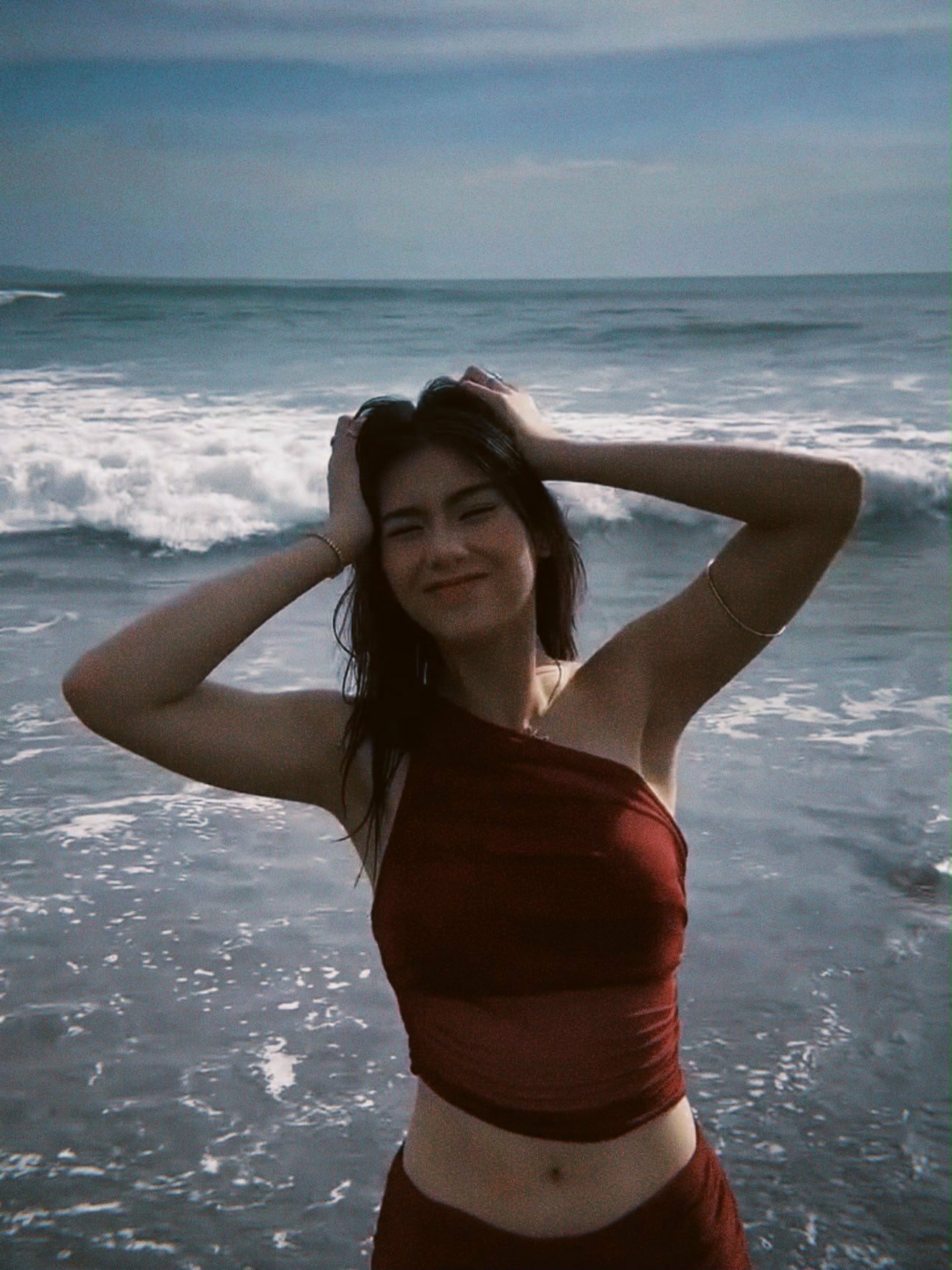 Behind-the-scenes cut of Mikha (BINI)