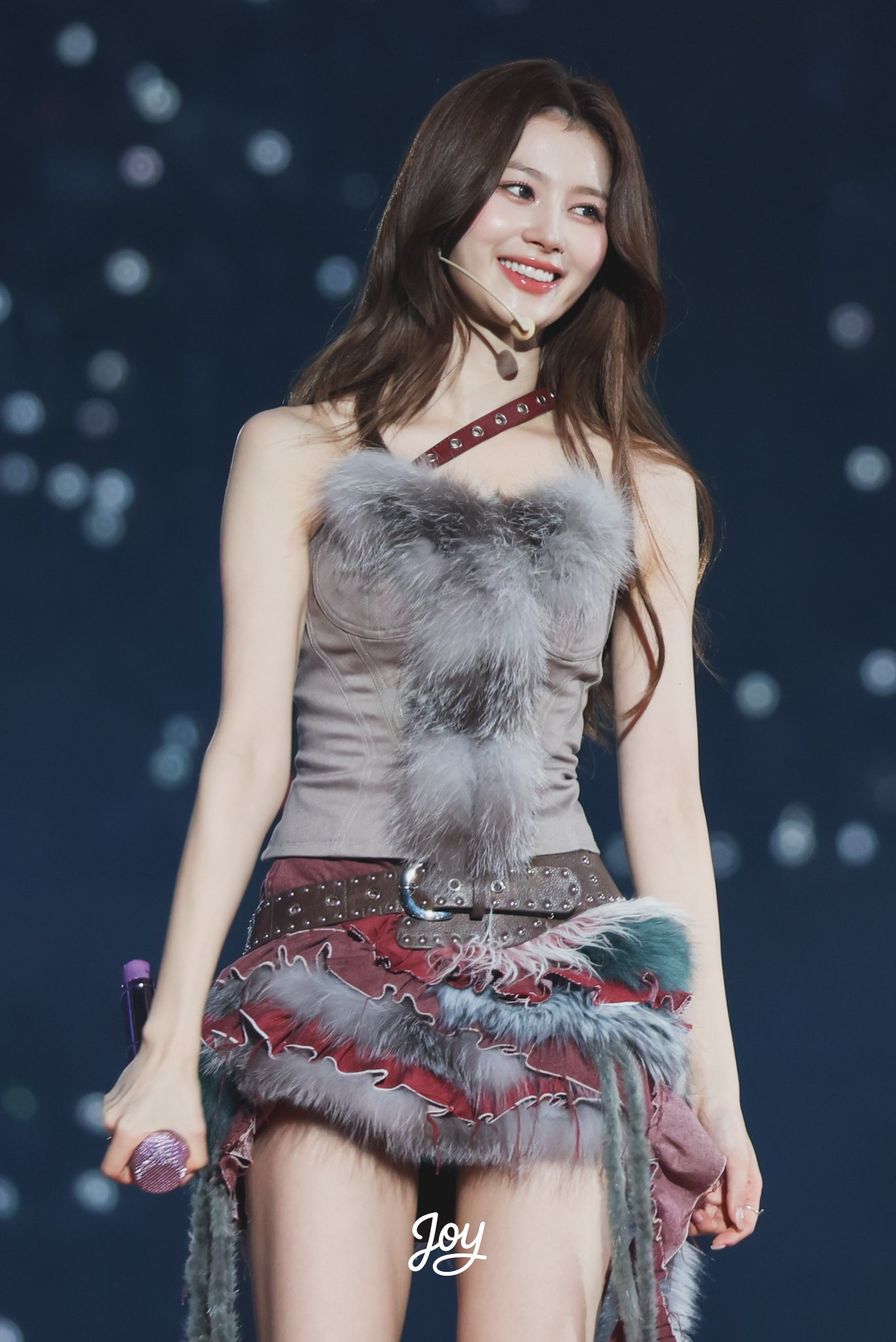 Foto terbaru Sana (TWICE)