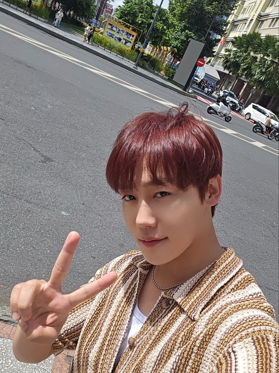 Behind-the-scenes cut of GoldenChild