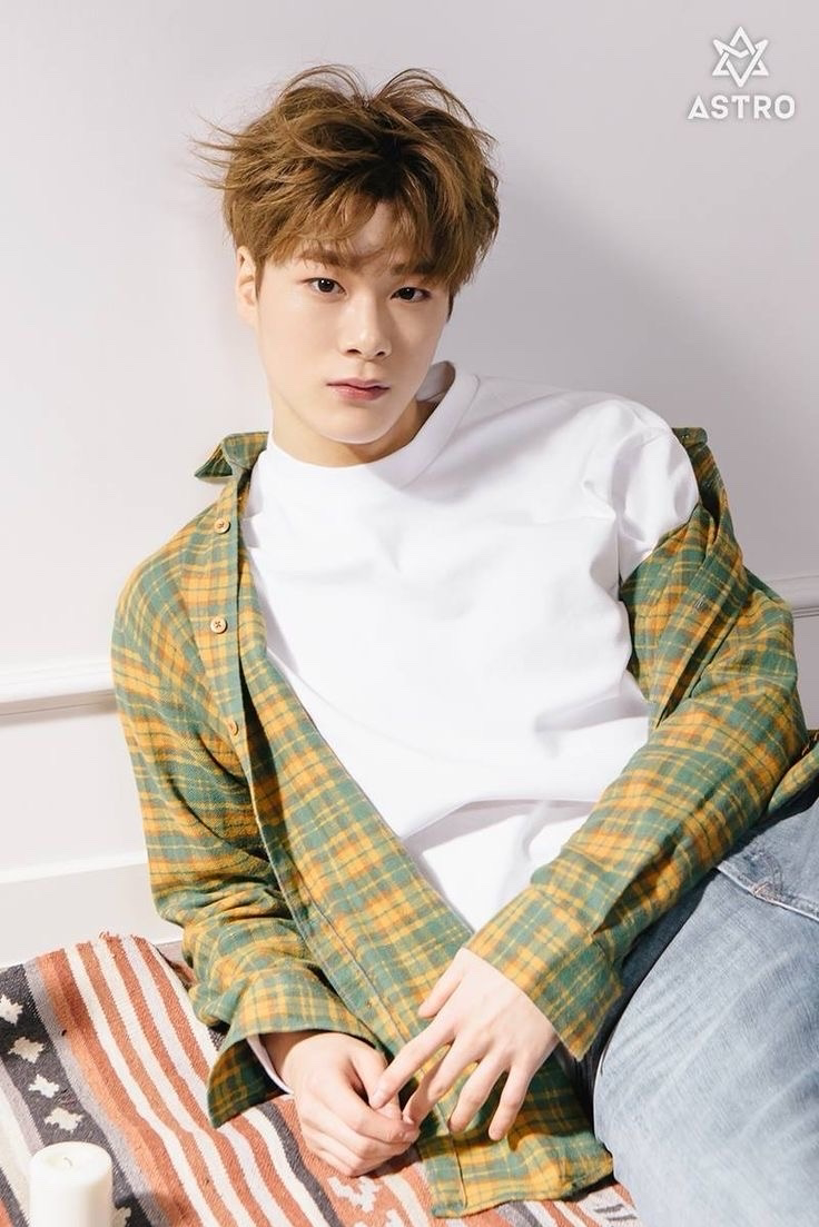 Recent activity shot of Moonbin (ASTRO)