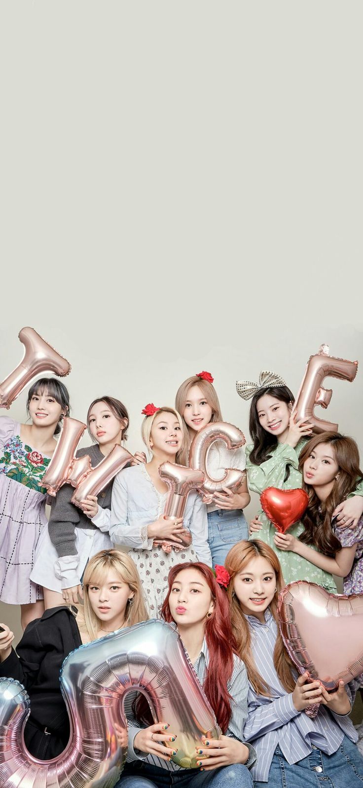 Today's most popular wallpaper in the TWICE community