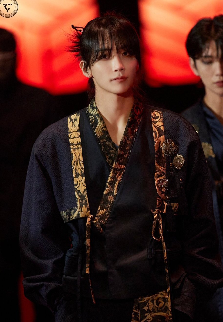 A moment captured by Jeonghan (SEVENTEEN)'s fan