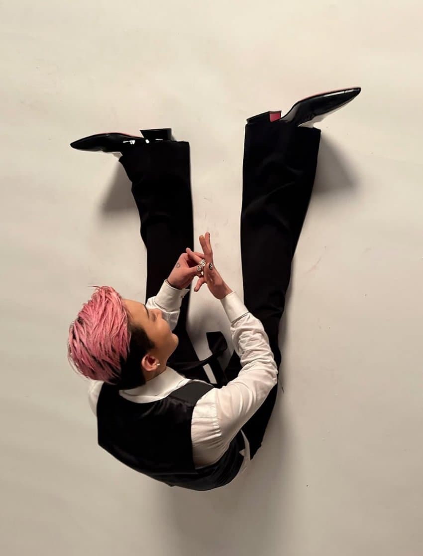 Recent activity shot of G-DRAGON (BIGBANG)