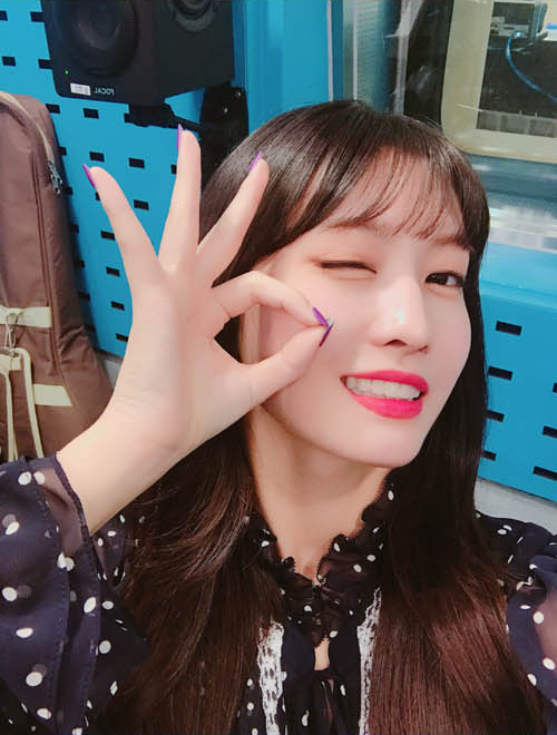 モモ (TWICE)の最近の活動写真