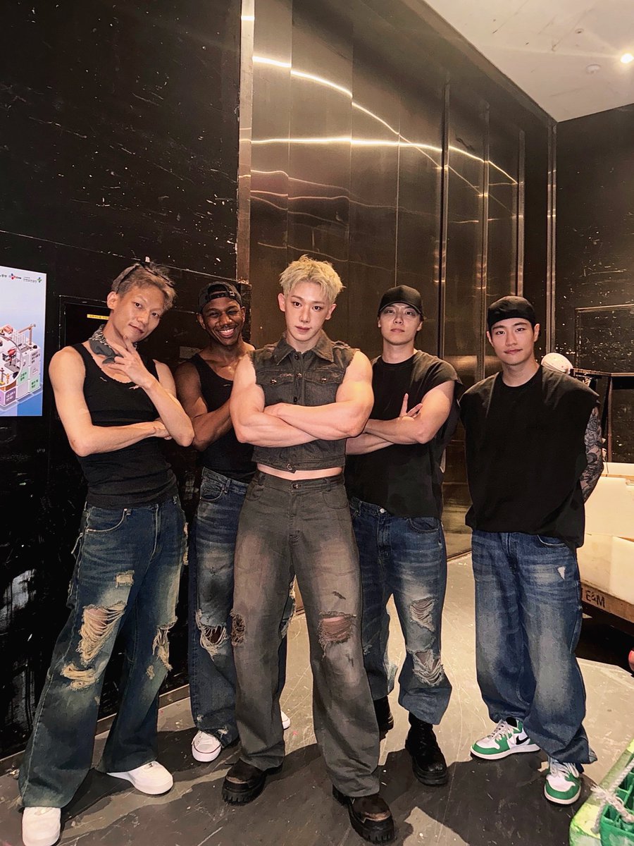 Recent activity shot of Wonho