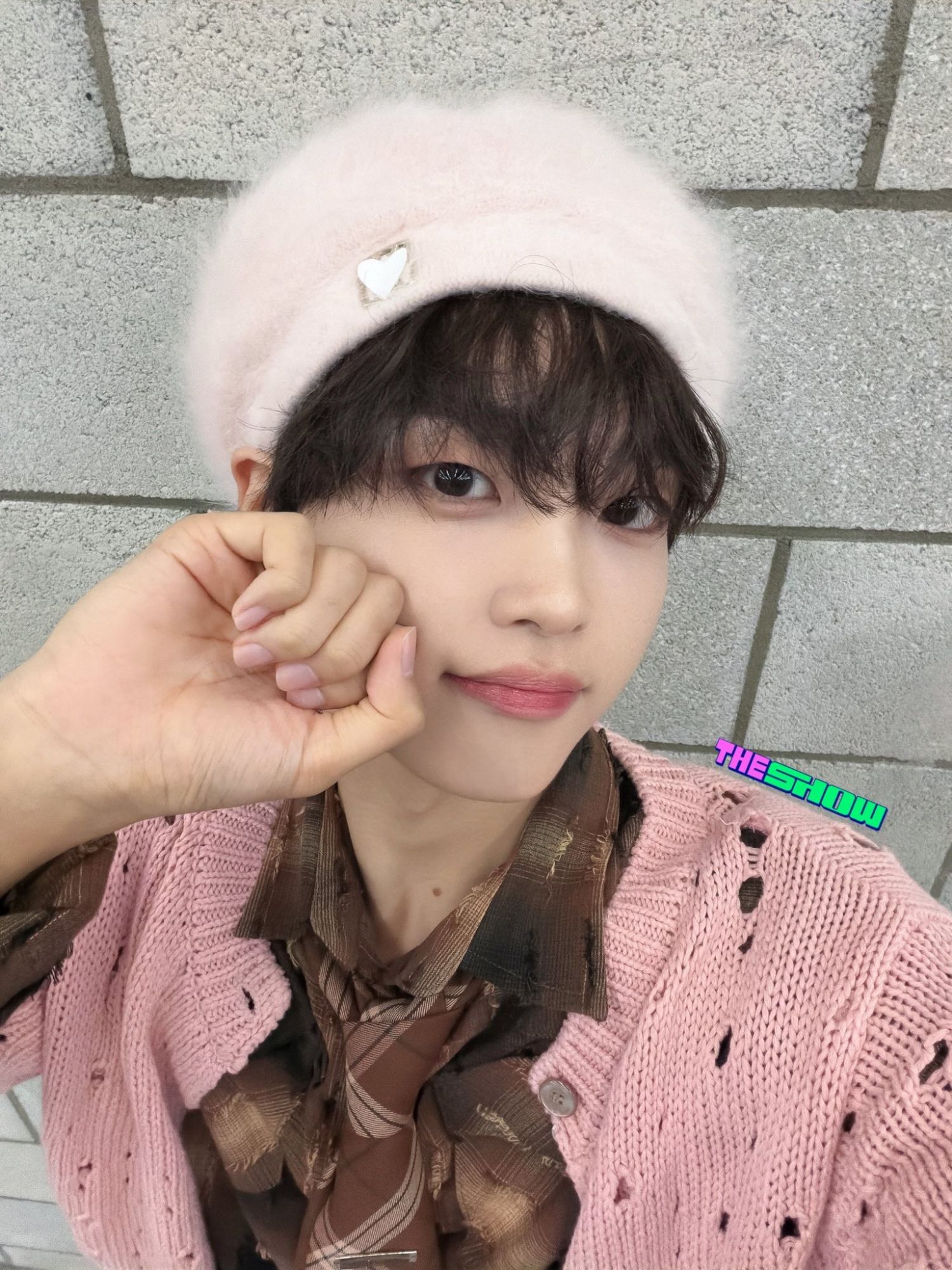 Behind-the-scenes cut of Hyeongjun (CRAVITY)