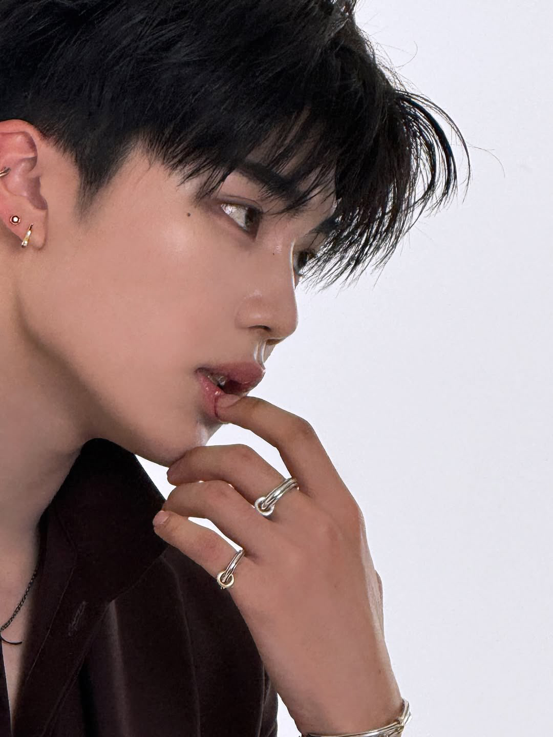 Behind-the-scenes cut of Park Gunwook (ZEROBASEONE)