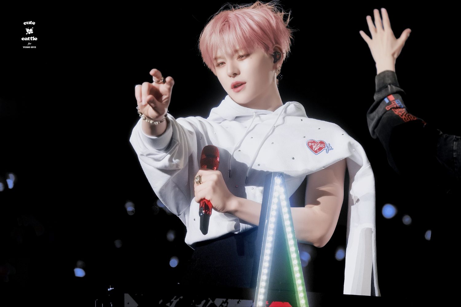 Recent activity shot of Yoshi (TREASURE)