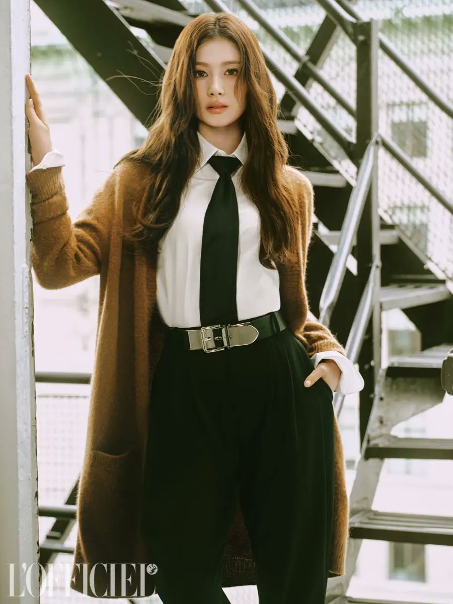 Sana (TWICE)的最新活动照片