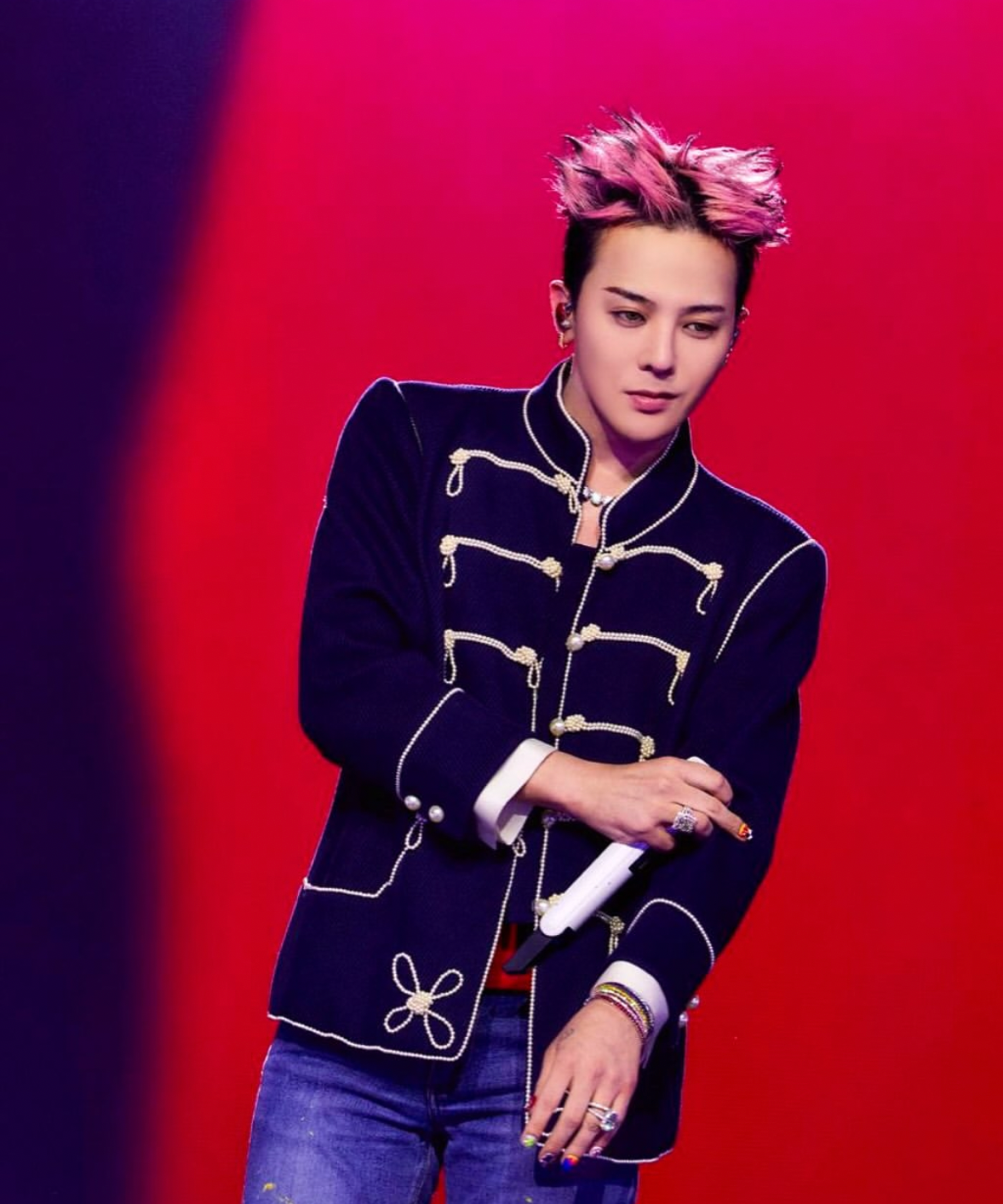Latest photo of G-DRAGON (BIGBANG)