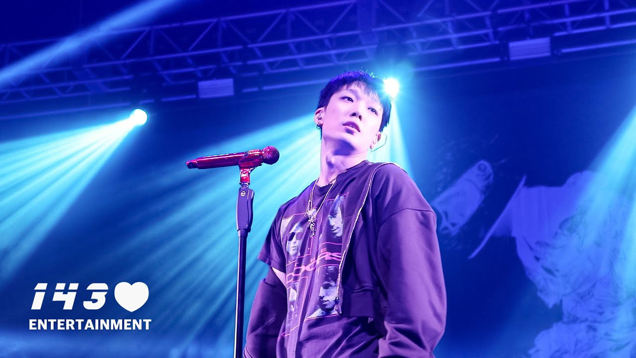 Recent activity shot of BOBBY (iKON)
