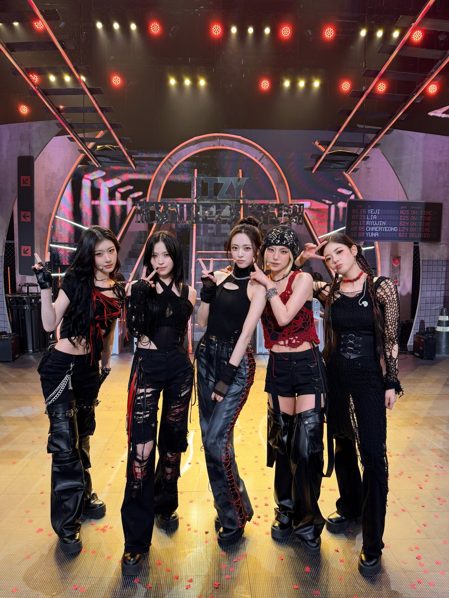 Recent activity shot of ITZY