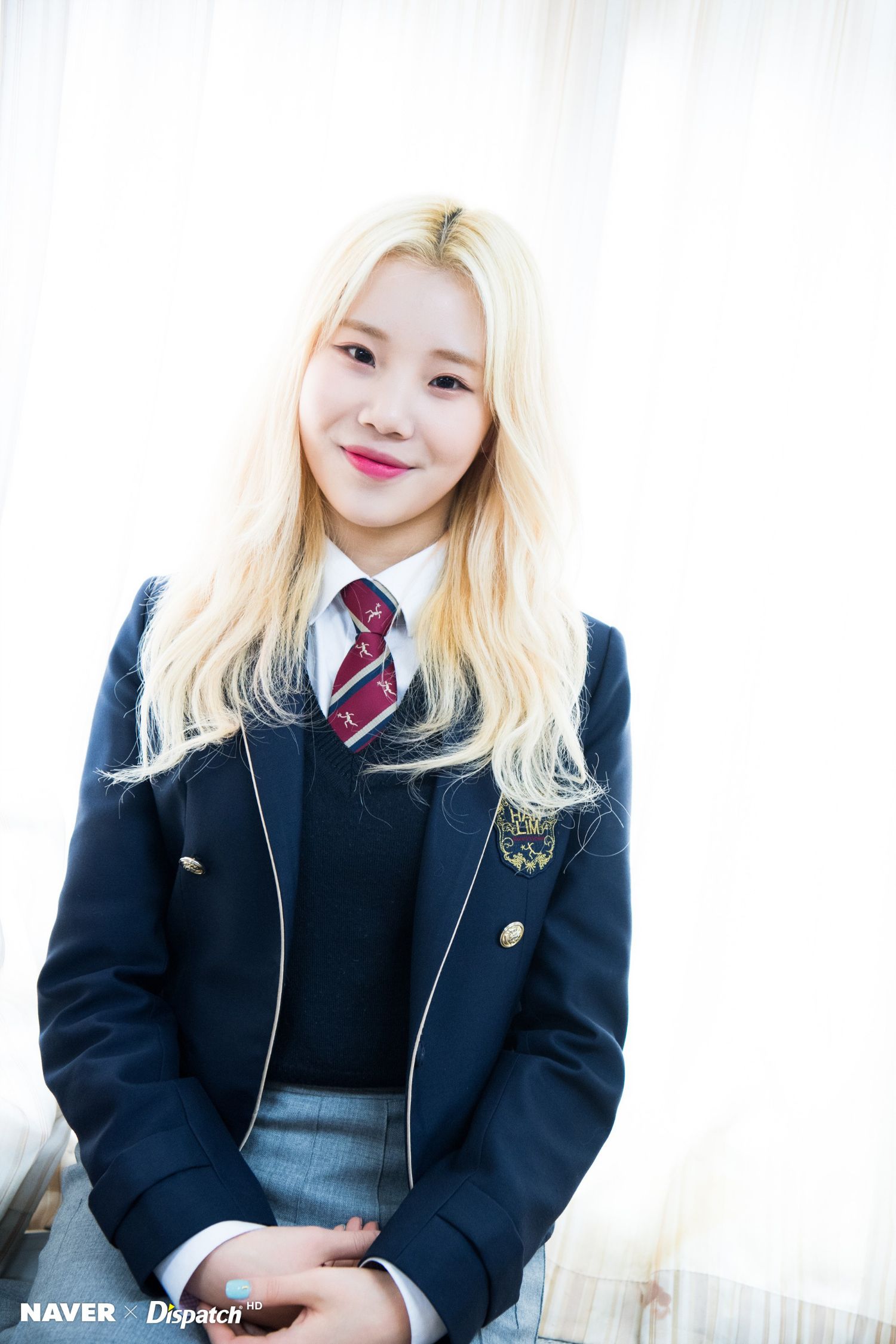 A moment captured by MOMOLAND's fan